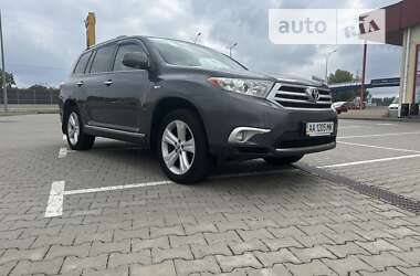 Позашляховик / Кросовер Toyota Highlander 2012 в Києві