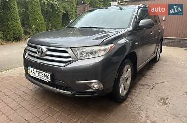 Внедорожник / Кроссовер Toyota Highlander 2012 в Киеве