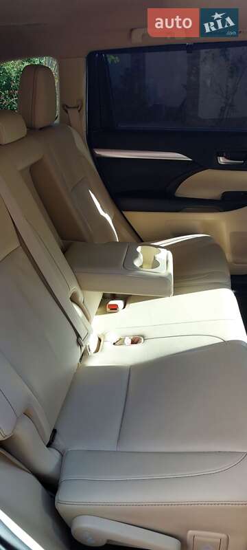 Внедорожник / Кроссовер Toyota Highlander 2019 в Одессе фото 19 Внедорожник / Кроссовер Toyota Highlander 2019 в Одессе