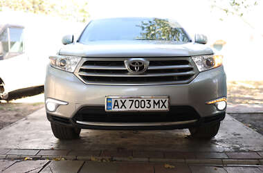 Позашляховик / Кросовер Toyota Highlander 2010 в Харкові