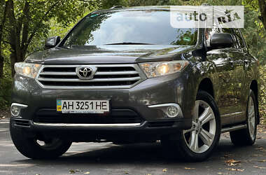 Внедорожник / Кроссовер Toyota Highlander 2011 в Ивано-Франковске