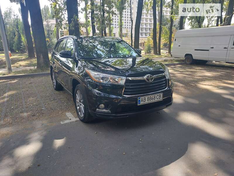 Позашляховик / Кросовер Toyota Highlander 2014 в Вінниці