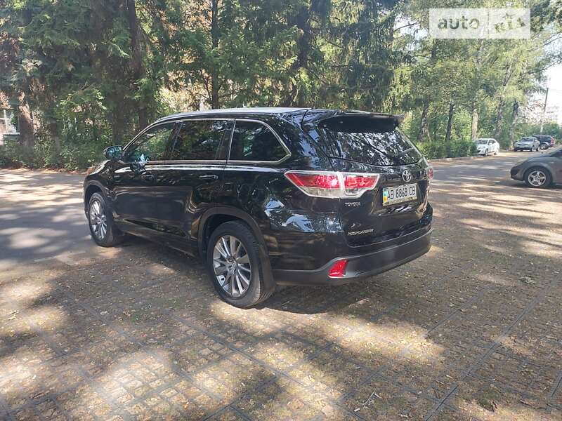 Позашляховик / Кросовер Toyota Highlander 2014 в Вінниці