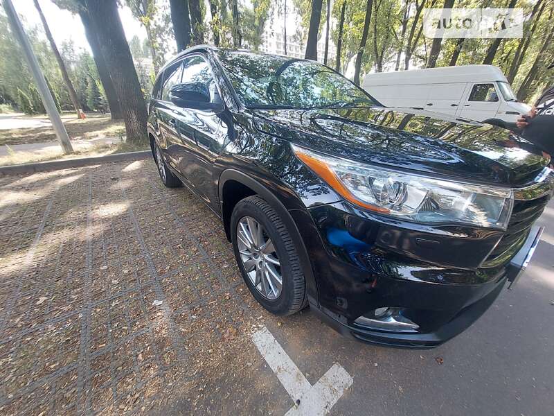 Позашляховик / Кросовер Toyota Highlander 2014 в Вінниці