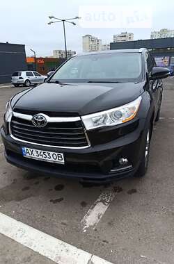 Позашляховик / Кросовер Toyota Highlander 2015 в Харкові