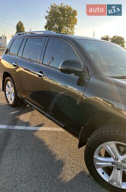 Внедорожник / Кроссовер Toyota Highlander 2008 в 