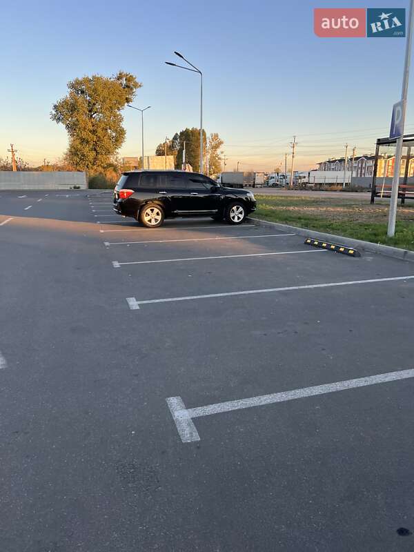 Внедорожник / Кроссовер Toyota Highlander 2008 в Киеве
