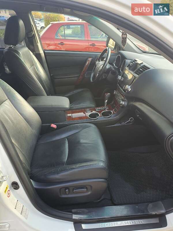 Внедорожник / Кроссовер Toyota Highlander 2011 в Харькове фото 8 Внедорожник / Кроссовер Toyota Highlander 2011 в Харькове