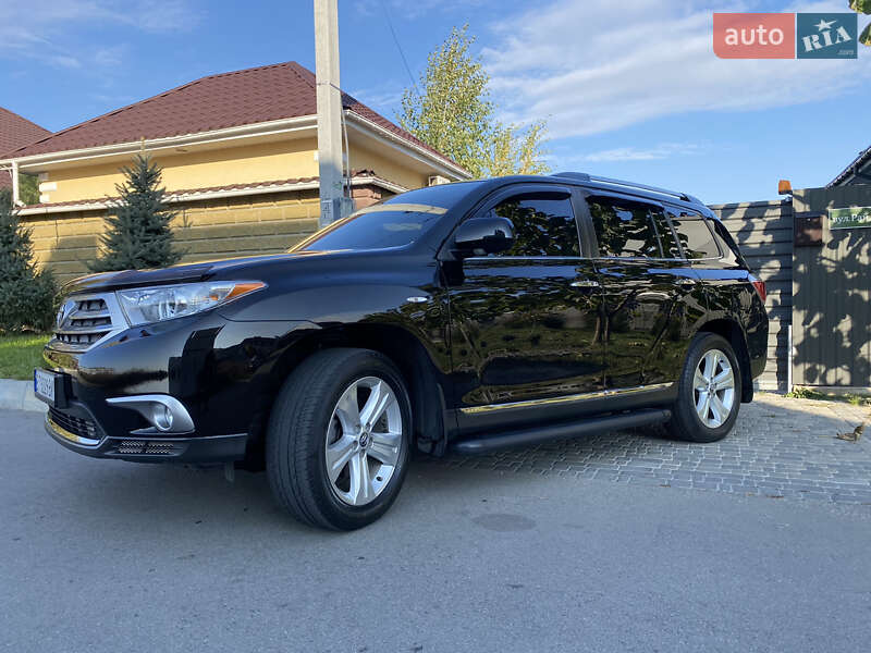 Позашляховик / Кросовер Toyota Highlander 2011 в Києві