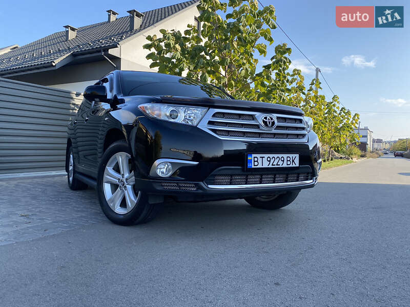 Позашляховик / Кросовер Toyota Highlander 2011 в Києві