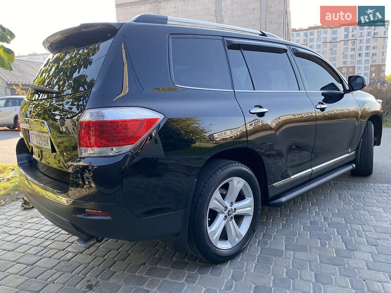Позашляховик / Кросовер Toyota Highlander 2011 в Києві