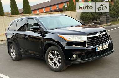 Позашляховик / Кросовер Toyota Highlander 2015 в Лубнах