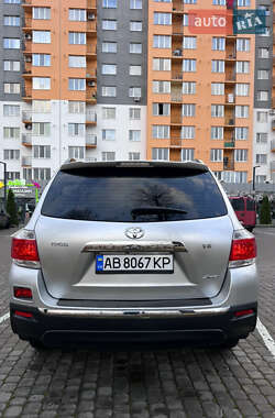 Внедорожник / Кроссовер Toyota Highlander 2011 в Виннице