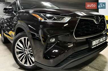 Внедорожник / Кроссовер Toyota Highlander 2020 в Киеве