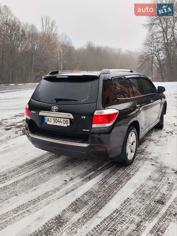 Внедорожник / Кроссовер Toyota Highlander 2011 в Житомире