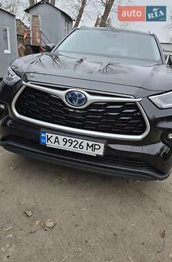 Позашляховик / Кросовер Toyota Highlander 2021 в Києві