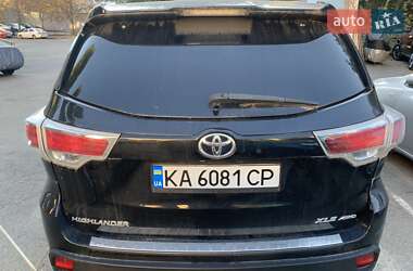 Позашляховик / Кросовер Toyota Highlander 2016 в Києві