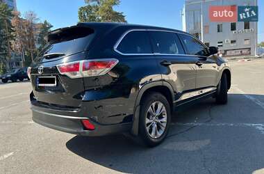 Позашляховик / Кросовер Toyota Highlander 2015 в Харкові