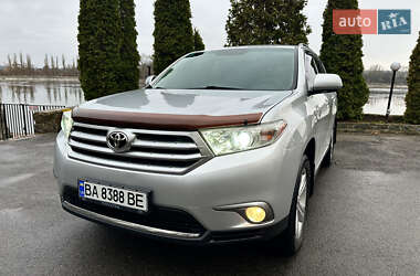 Внедорожник / Кроссовер Toyota Highlander 2011 в Кропивницком