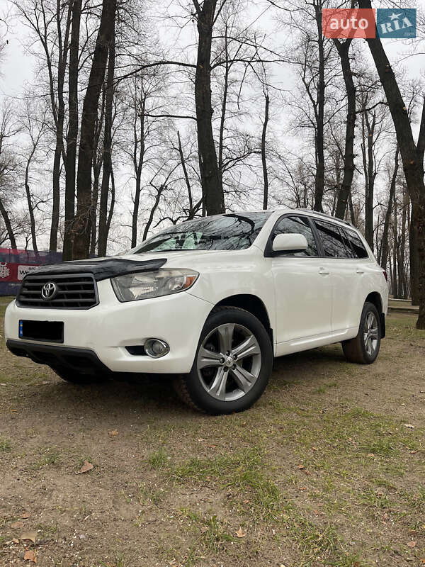 Позашляховик / Кросовер Toyota Highlander 2007 в Києві