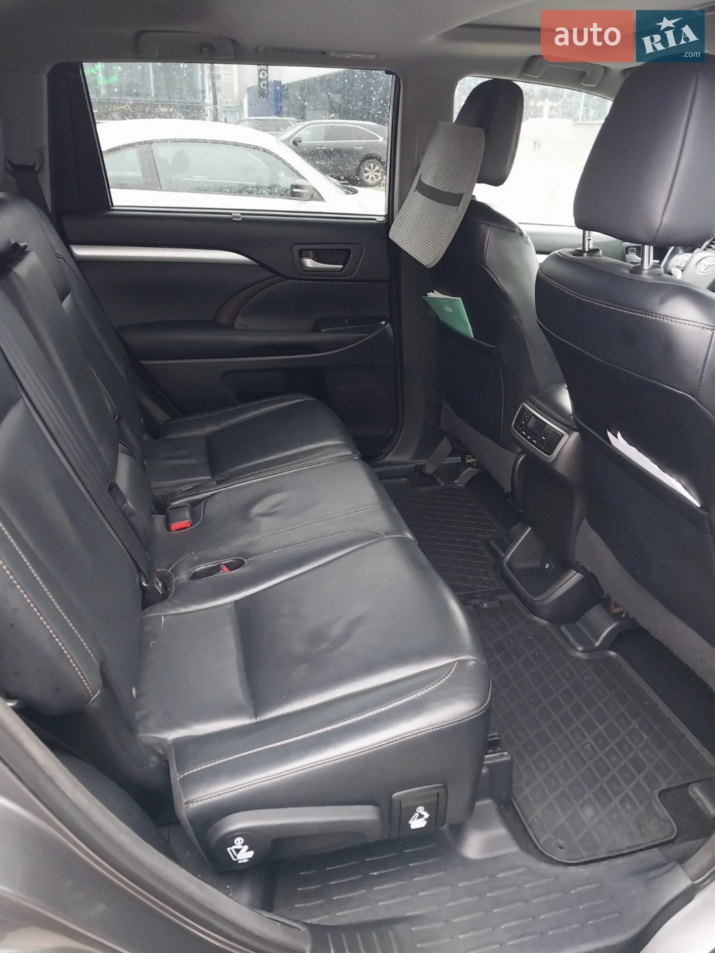 2015 Toyota Highlander - мініатюра 11