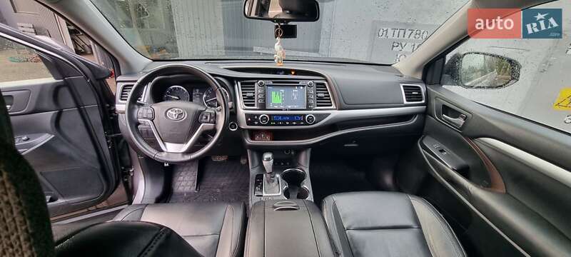 Позашляховик / Кросовер Toyota Highlander 2015 в Одесі