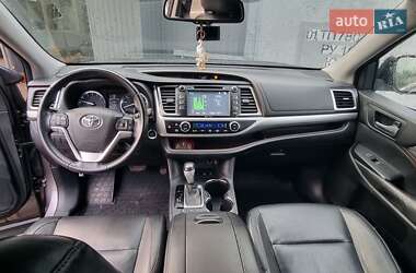 Позашляховик / Кросовер Toyota Highlander 2015 в Одесі