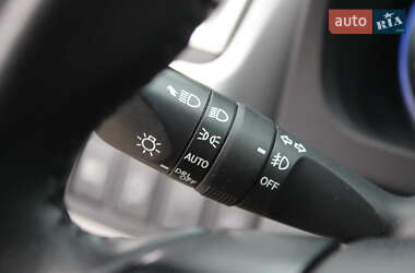 Внедорожник / Кроссовер Toyota Highlander 2017 в 