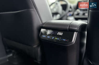 Внедорожник / Кроссовер Toyota Highlander 2021 в 