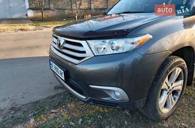 Позашляховик / Кросовер Toyota Highlander 2013 в Миколаєві