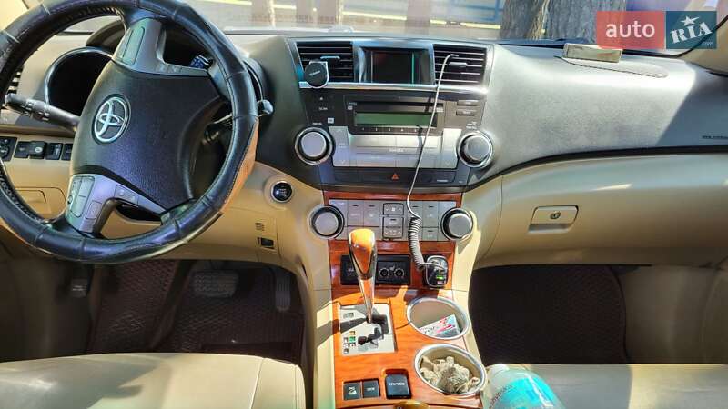 Внедорожник / Кроссовер Toyota Highlander 2008 в Смеле фото 12 Внедорожник / Кроссовер Toyota Highlander 2008 в Смеле