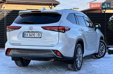 Позашляховик / Кросовер Toyota Highlander 2022 в Вінниці