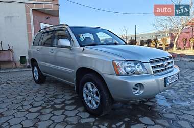 Позашляховик / Кросовер Toyota Highlander 2003 в Чернівцях