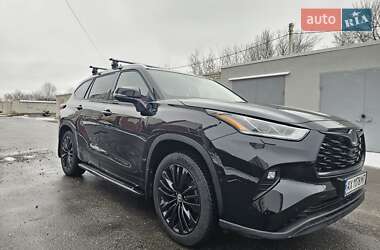 Позашляховик / Кросовер Toyota Highlander 2022 в Харкові