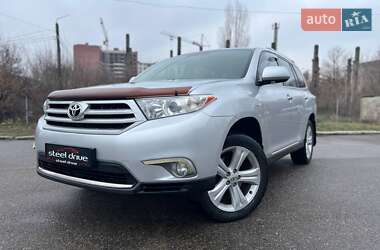 Позашляховик / Кросовер Toyota Highlander 2010 в Миколаєві