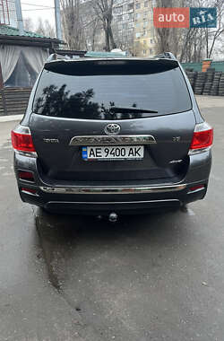 Внедорожник / Кроссовер Toyota Highlander 2012 в Днепре