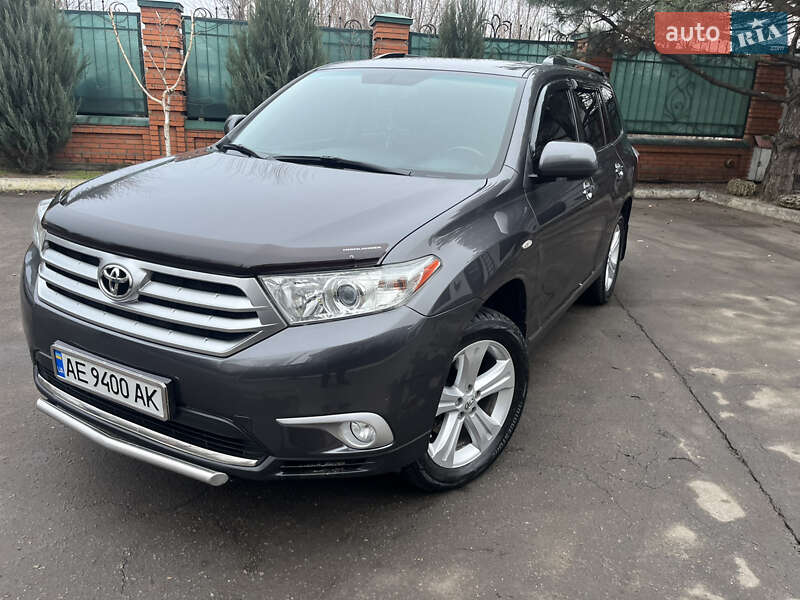 Внедорожник / Кроссовер Toyota Highlander 2012 в Днепре