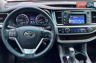 Позашляховик / Кросовер Toyota Highlander 2014 в Хмельницькому