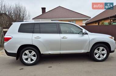 Внедорожник / Кроссовер Toyota Highlander 2010 в Киеве