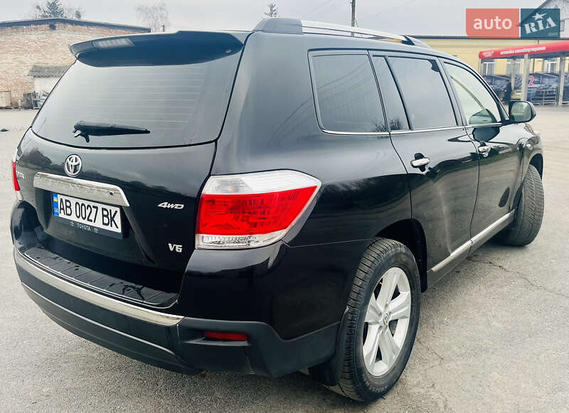 Позашляховик / Кросовер Toyota Highlander 2013 в Іллінцях