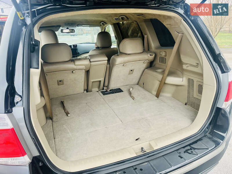Позашляховик / Кросовер Toyota Highlander 2013 в Іллінцях