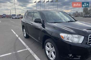 Внедорожник / Кроссовер Toyota Highlander 2008 в 
