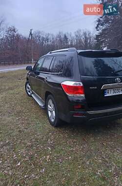 Внедорожник / Кроссовер Toyota Highlander 2011 в Белой Церкви