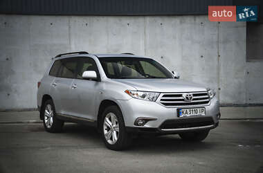 Внедорожник / Кроссовер Toyota Highlander 2012 в Киеве