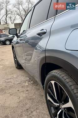 Позашляховик / Кросовер Toyota Highlander 2020 в 