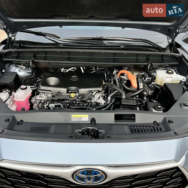 Позашляховик / Кросовер Toyota Highlander 2020 в Чернігові