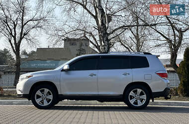 Позашляховик / Кросовер Toyota Highlander 2010 в Києві