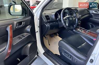 Внедорожник / Кроссовер Toyota Highlander 2012 в Полтаве