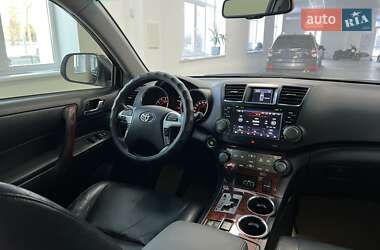 Внедорожник / Кроссовер Toyota Highlander 2012 в Полтаве