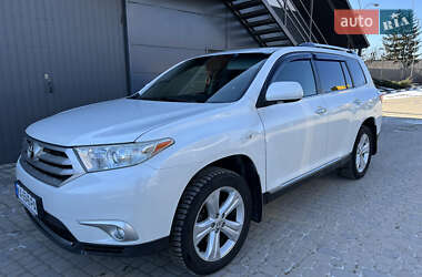 Позашляховик / Кросовер Toyota Highlander 2011 в Волочиську